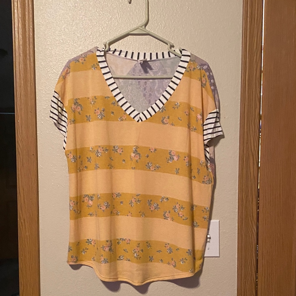 7th Ray Yellow Striped Floral V-Neck Short Sleeve Top